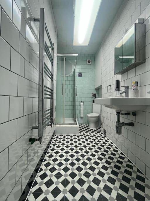 Tree Studio Apartment Barbican F3 London Exterior photo
